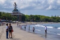 Wisatawan China saat Bekunjung di Bali [Xin]