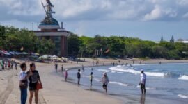 Wisatawan China saat Bekunjung di Bali [Xin]