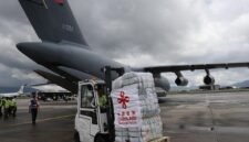antuan kemanusiaan dari Tiongkok terlihat di Bandar Udara Internasional Tribhuvan di Kathmandu, Nepal, pada 3 September 2026. (Xinhua)