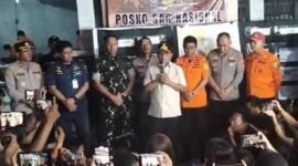 Dihentikan Pencarian 5 Jurnalis dan 3 ABK oleh Tim Pencarian