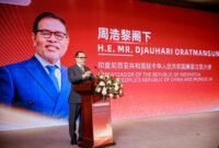 Duta Besar Republik Indonesia untuk Tiongkok dan Mongolia Djauhari Oratmangun berbicara dalam Forum Peluang Investasi Strategis Indonesia-Tiongkok pada 18 September 2026. (Xinhua)
