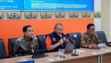 Kadisdik, Kepala BPBD dan Kadis Kominfotik saat menjelaskan soal Sekolah Tatap Muka