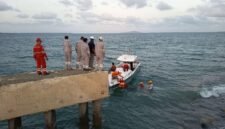 
Foto yang diabadikan pada 16 September 2026 ini menunjukkan sebuah perahu penyelamatan milik International Green Industrial Park (IGIP) dikerahkan untuk menyelamatkan sejumlah korban yang perahunya terbalik di laut di Provinsi Sulawesi Tengah. (Xinhua)