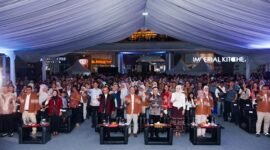 Lampung yang Seriwing-seriwing kedepan liwat Lampung Begawi [Pl]