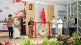 Lomba Bahasa Mandarin di Surabaya [Xinhua]