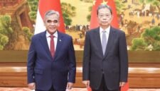 Zhao Leji, ketua Komite Tetap Kongres Rakyat Nasional (NPC) Tiongkok, bertemu dengan Ahmad Muzani, ketua Majelis Permusyawaratan Rakyat (MPR) Indonesia, di Beijing, ibu kota Tiongkok, pada 20 September 2026. [Xinhua]