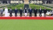 
Para pemimpin negara-negara BRICS berfoto bersama dalam Sesi I Konferensi Tingkat Tinggi (KTT) BRICS ke-18 yang diadakan di New Delhi, India, pada 12 September 2026. [Xinhua]