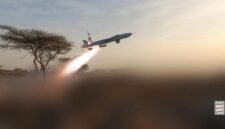 
Foto yang bersumber dari Pusat Media Houthi ini memperlihatkan peluncuran rudal yang diduga mengarah ke Mocha, Yaman, pada 9 Agustus 2026. (Xinhua)
