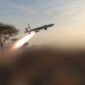 Foto yang bersumber dari Pusat Media Houthi ini memperlihatkan peluncuran rudal yang diduga mengarah ke Mocha, Yaman, pada 9 Agustus 2026. (Xinhua)