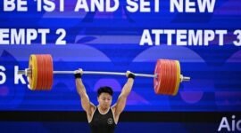 
Lifter Indonesia Rahmat Erwin Abdullah berlaga dalam final nomor 75 kg putra cabang olahraga angkat besi di ajang Asian Games ke-20 Aichi-Nagoya 2026 di Nagoya, Jepang, pada 26 September 2026.  Rahmat penyumbang medali emas kedua buat Indonesia (Xinhua)