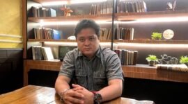 Sutradara film “Ageman”, Jasper Lance