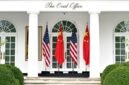 Presiden Amerika Serikat (AS) Donald Trump menggelar upacara penyambutan bagi Presiden Tiongkok Xi Jinping, yang sedang melakukan kunjungan kenegaraan ke AS, di Gedung Putih, Washington DC, AS, pada 24 September 2026. (Xinhua)