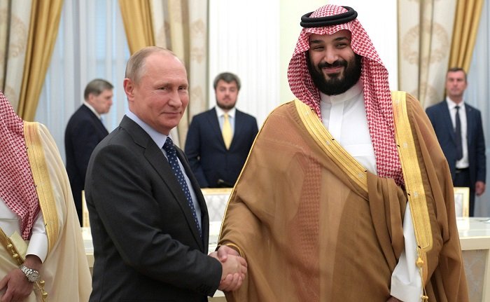 Vladimir Putin-Muhammad Salman Bertemu Bicara Politik Timur Tengah