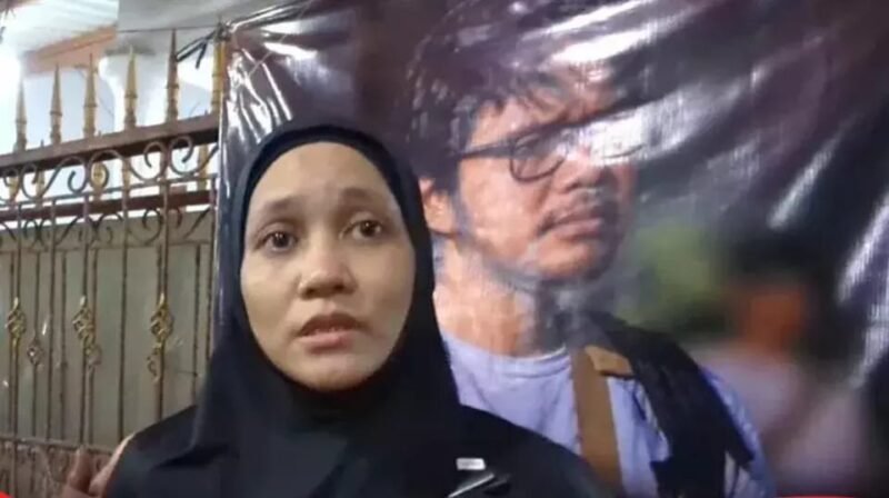 Astrid Puspita Istri Firdaus Wajidi {HS]