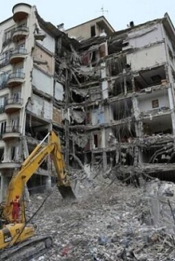 Menlu Iran: Lebih dari 5.000 Tewas dalam Serangan AS-Israel