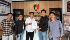 Jurnalis Simpulindonesia.com melaporkan penanggung jawab PT Gerbang Multi Sejahtera (GMS), Muhamad Aris alias Pongki, ke Polda Sultra.
