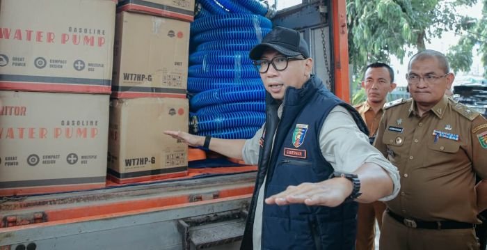 Dukungan ALat Pemadam dan Logistik