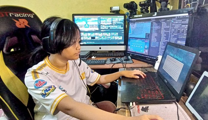 Fitri Khasanah SMP Gajah Mada,  Bawa ‘Garuda Shield’ Kompetisi di Kartika Cyber Hackathon 2026. [Ist/Ken]