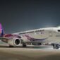 
Pesawat Shenzhen Airlines dengan nomor penerbangan ZH161 tiba di Bandara Internasional Soekarno-Hatta di Tangerang, Banten, pada Selasa (20/10). (Kemenpar)