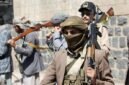 Para pendukung Houthi berpartisipasi dalam pawai bersenjata menentang keterlibatan Turkiye dan Pakistan bersama Arab Saudi dalam konflik Yaman, di Sanaa, Yaman, pada 7 Oktober 2026. (Xinhua)