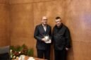 enteri Investasi dan Hilirisasi/Kepala Badan Koordinasi Penanaman Modal (BKPM) Republik Indonesia Rosan P. Roeslani bertemu dengan salah satu petinggi perusahaan asal Tiongkok, Xi'an Zhongli Asphalt Co., Ltd., di Shanghai, Tiongkok timur, dalam rangkaian kunjungan kerja ke sejumlah pimpinan perusahaan yang dilaksanakan pada 22-23 Oktober 2026. (Kementerian Investasi dan Hilirisasi Republik Indonesia/Xinhua)