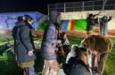 
Tenda-tenda sedang didirikan untuk warga yang terdampak gempa di sebuah sekolah dasar di wilayah Baqen di Kota Nagqu, Daerah Otonom Xizang, Tiongkok barat daya, pada 23 Oktober 2026. (Xinhua)