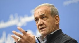 Presiden Iran Masoud Pezeshkian menghadiri konferensi pers di Teheran, Iran, pada 16 September 2024. (Xinhua)