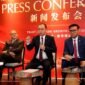 CEO PT SANY Indonesia Finance Bryan Kasenda (tengah) berbicara dalam konferensi pers acara Official Inauguration & Commercial Market Launch di Park Hyatt, Jakarta Pusat, pada 29 Oktober 2026. (Istimewa)