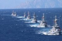 Foto yang diabadikan pada 24 September 2026 ini menunjukkan sejumlah kapal dalam latihan militer bersandi